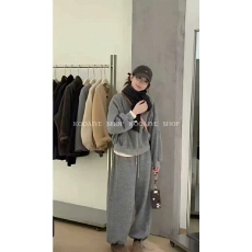 批发2025新款立领拉连<b class='q'>开衫</b>休闲阔腿裤加绒加厚两件套装