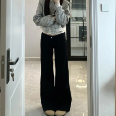 批发黑色不贴腿<b class='q'>微喇</b><b class='q'>牛仔裤</b>女显瘦阔腿裤高腰直筒马蹄裤子