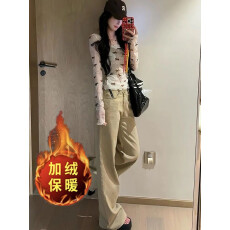 批发卡其色加绒加厚微喇牛仔裤女好看百搭<b class='q'>秋</b>冬新款显瘦不贴腿长裤
