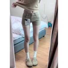 批发2026新款<b class='q'>高腰</b>修身美式卡其色双扣<b class='q'>牛仔</b><b class='q'>短裤</b>女显瘦辣妹包臀热裤ins