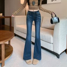 批发2026新款<b class='q'>显瘦</b>高腰微喇叭<b class='q'>牛仔裤</b>女春秋新款弹力修身马蹄裤子