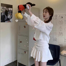 批发法式白色衬衫<b class='q'>连衣裙</b>女早秋季2026新款气质高级感收腰<b class='q'>荷叶边</b>短裙子