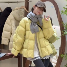 批发超软泡芙云朵羽绒服女短款韩版小个子显瘦龟背面包服加厚棉服外套