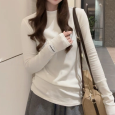批发简约袖子小标纯色加绒<b class='q'>打底</b>衫女2025新款秋冬舒适宽松内搭长袖T恤