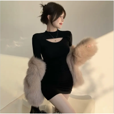 批发高级感修身包臀裙气质短裙子显瘦遮肉时尚镂空黑色性感打底连衣裙