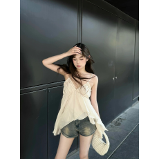 批发纯欲风法式不规则V领无袖2026夏季<b class='q'>宽松</b>高腰修身辣妹吊带上衣女