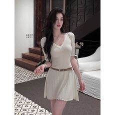 批发配腰带  港味复古v领坑条短袖针织<b class='q'>连衣裙</b>夏修身显瘦独特小众短裙