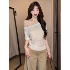 批发韩系<b class='q'>不规则</b>镂空斜肩短袖针织衫女夏季修身显瘦时尚百搭露肩上衣