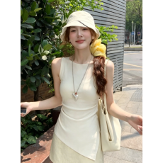 批发法式<b class='q'>不规则</b>圆领无袖针织衫夏季修身显瘦时尚侧开叉气质百搭上衣女