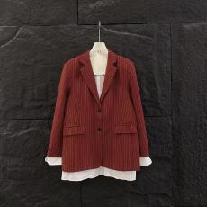 批发贴布绣字母假两件竖条纹<b class='q'>西装</b>