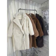 批发泰迪羊羔毛长款<b class='q'>大</b>衣