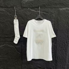 批发钉珠水晶鞋短袖T恤（配<b class='q'>袜子</b>）