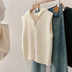 批发实拍大码女装秋冬新款复古风宽松型时尚百搭胖MM显瘦拉链连帽马甲