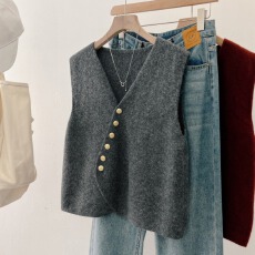 批发实拍大码女装高级感法式气质简约洋气西装背心叠穿外搭针织马甲女
