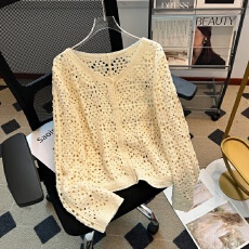 批发实拍<b class='q'>大码</b>女装春季新款单排扣复古镂空设计感钩花百搭上衣针织<b class='q'>开衫</b>