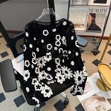 批发实拍大码女装春季新款镂空钩花长袖防晒针织罩衫显瘦百搭外穿上衣