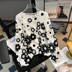 批发实拍大码女装春季新款镂空钩花长袖防晒针织罩衫显瘦百搭外穿上衣