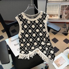 批发实拍大码<b class='q'>女</b>装2026夏季镂空钩花不规则流苏背心设计感小众外穿上衣