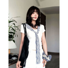 批发原版品质白色海军领短袖t恤女正肩夏季设计感修身披肩上衣
