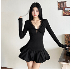 批发怪诞女孩 热辣氛围感蕾丝拼接V领连衣裙女 扭结修身高腰蓬蓬短裙