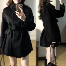 批发赫本风韩系气质高级感超好看黑色毛呢外套小个子短款呢子大衣秋冬