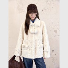 批发2025<b class='q'>新款</b>冬季萌萌兔超软仿兔毛绒外套女年轻中长款宽松加厚保暖衫