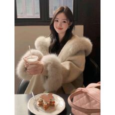 批发羚羊绒面料高级感超好看气质毛领连帽毛呢外套漂亮中长款呢子大衣