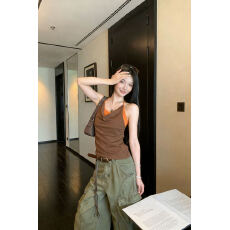 批发实价不减带胸垫假两件撞色拼接荡领<b class='q'>吊带</b>背心女夏纽结辣妹上衣