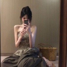 批发美式复古豹纹露背抹胸背心女夏季新款辣妹小众设计感修身上衣