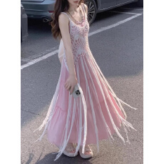 批发两件套装女高级粉色温柔吊带<b class='q'>连衣裙</b>女夏季新款度假风海边<b class='q'>流苏</b>罩衫