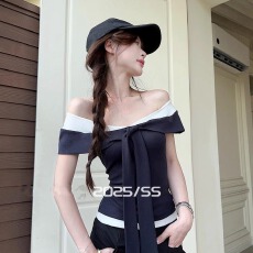 批发原版质量2026新款露肩性感灵动<b class='q'>一字肩</b>简约显瘦T恤<b class='q'>上衣</b>女