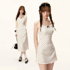 批发波点吊带连衣裙女开春出游穿搭小<b class='q'>短裙</b>子