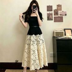 批发<b class='q'>大码</b>女装夏季新款胖MM法式法式方领撞色花边拼接收腰显瘦<b class='q'>连衣裙</b>