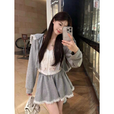 批发假两件蕾丝连帽卫衣外套女2026新款早秋高腰防走光半身短裙两件