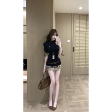 批发姐感韩系两件套<b class='q'>春</b>季气质轻熟风套装藏青色半袖设计感上衣+半身裙