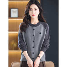 批发大码<b class='q'>女装</b>2026新款秋装<b class='q'>外套</b>毛衣显瘦遮肉洋气上衣外搭短款妈妈开衫