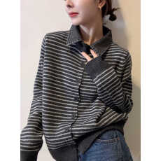 批发韩系时尚翻领牛仔拼接毛<b class='q'>衣外套</b>2026冬季设计感条纹上衣百搭针织衫
