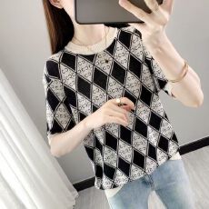 批发时尚提花短袖t恤<b class='q'>女</b>夏季2026<b class='q'>新款</b>打底衫洋气大码<b class='q'>女</b>装冰丝针织上衣