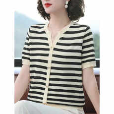批发<b class='q'>妈妈装</b>夏装新款冰丝短袖t恤洋气条纹<b class='q'>上衣</b><b class='q'>中老年女装</b>减龄针织小衫