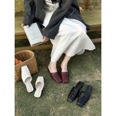 批发<b class='q'>欧美</b>风简约百搭包头方头粗跟拖鞋单鞋