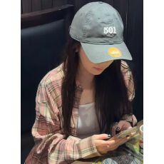 批发新款春秋粉色美式复古防晒<b class='q'>格子衬衫</b>女秋韩系宽松款遮显瘦开衫