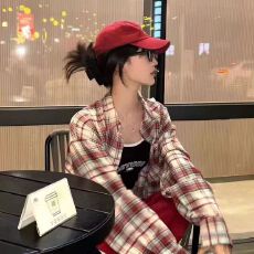 批发爆款时尚港风条纹衬衫外套女春秋季长袖休闲垂感衬衣设计感上衣