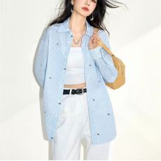 批发蝴蝶结印花衬衫女春<b class='q'>秋</b>新款宽松长袖设计感蓝色百搭条纹衬衣上衣