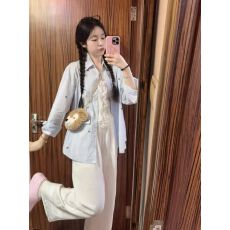 批发蝴蝶结印花衬衫女春<b class='q'>秋</b>新款宽松长袖设计感蓝色百搭条纹衬衣上衣