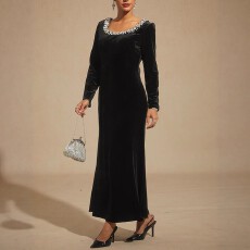 批发欧美<b class='q'>大码</b><b class='q'>女</b>式时尚优雅触感柔软舒适钻石圆领设计显高端<b class='q'>连衣裙</b>