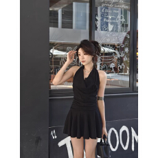 批发已出货韩系  巨好看的挂脖吊带<b class='q'>连衣裙</b>小个子漂亮独特掐腰小裙