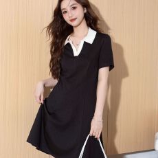 批发已出货2026年夏季新款女<b class='q'>翻领</b>撞色收腰短袖<b class='q'>连衣裙</b>百搭休闲时尚