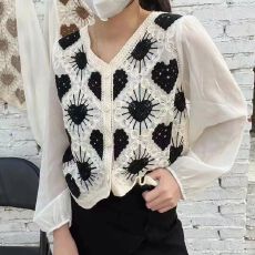 批发复古蕾丝钩花小众<b class='q'>针织</b><b class='q'>开衫</b>女韩版拼接雪纺袖上衣薄款<b class='q'>短款</b>长袖小衫