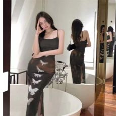 批发已出货扎染蝴蝶印花吊带连衣裙新款辣妹修身显瘦<b class='q'>包臀</b><b class='q'>长裙</b>潮韩版