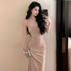 批发已出货高级感吊带连衣裙子女夏季2026新款纯欲性感辣妹<b class='q'>包臀</b><b class='q'>长裙</b>